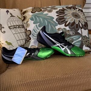 Asics Black and Green Sports Shoes